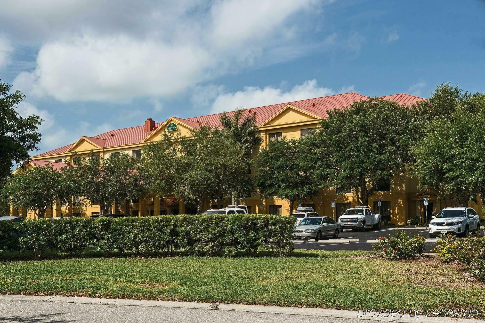 La Quinta By Wyndham Bonita Springs Naples North Hotel Buitenkant foto